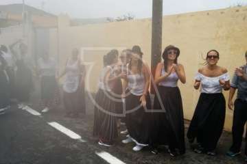  Baño de autoridades en las bodas de oro de la Traída del Agua (Foto TA)